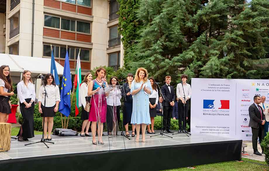 Франция отбеляза Деня на превземането на Бастилията
